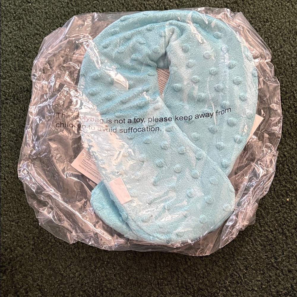 Light Blue Textured Neck Wrap